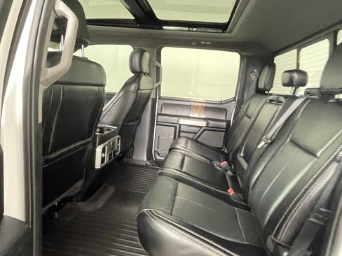 Used 2020 Ford F150 Lariat w/ Equipment Group 502A Luxury AWD/4WD image 14
