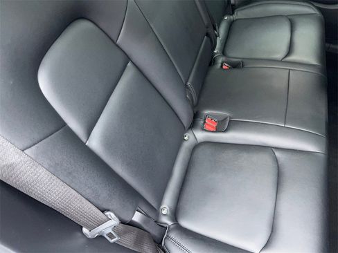 Used 2021 Tesla Model Y Long Range image 54