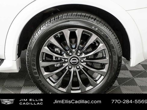 Used 2022 Nissan Armada Platinum w/ Captain's Chairs Package RWD image 41