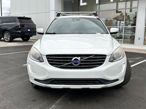 Used 2016 Volvo XC60 T5 Premier image 5