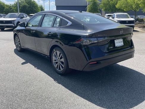 New 2026 Nissan Sentra SL w/ Floor Mat Package FWD image 5
