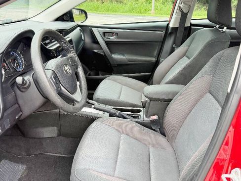 Used 2019 Toyota Corolla LE FWD image 10