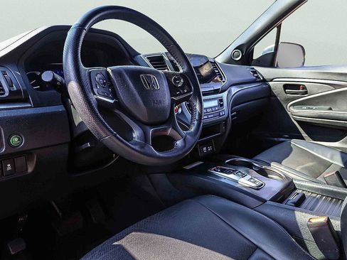 Used 2023 Honda Passport EX-L image 8