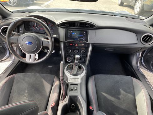 Used 2015 Subaru BRZ Limited w/ Popular Package #1B RWD image 18