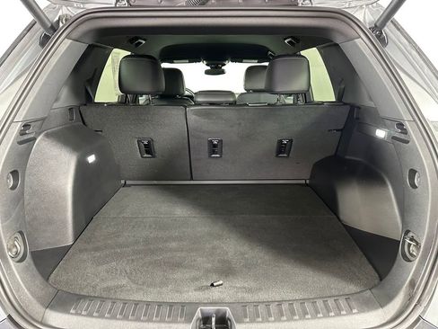 Used 2026 GMC Terrain Elevation w/ Elevation Premium Package image 26