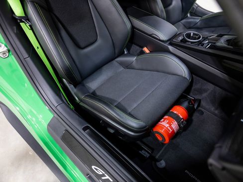 Used 2022 Porsche 911 GT3 image 32