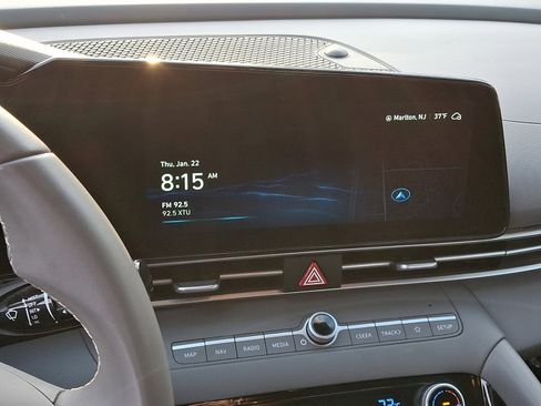 Certified 2023 Hyundai Elantra SEL w/ Convenience Package image 24