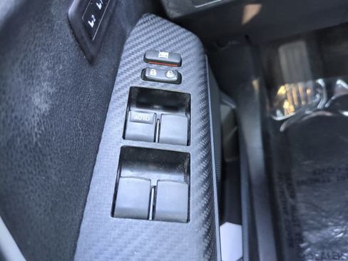 Used 2014 Toyota RAV4 Limited FWD image 23
