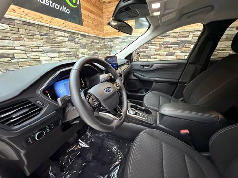 Used 2023 Ford Escape Active AWD/4WD image 10
