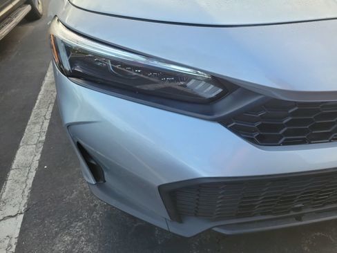 Used 2025 Honda Civic Sport image 9