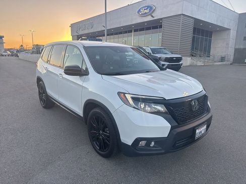 Used 2021 Honda Passport Sport image 1