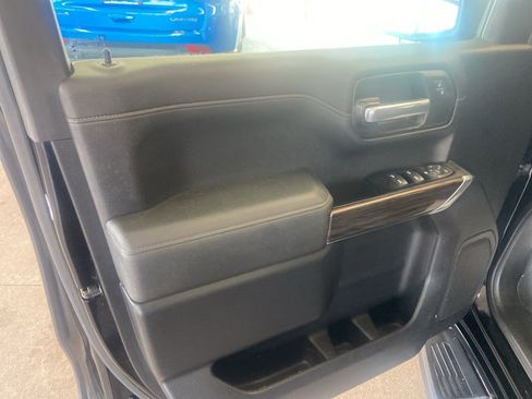 Used 2019 Chevrolet Silverado 1500 LT w/ All-Star Edition image 10