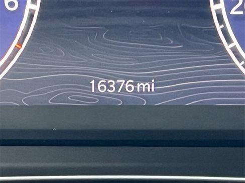 Used 2024 Jeep Grand Cherokee Altitude image 6