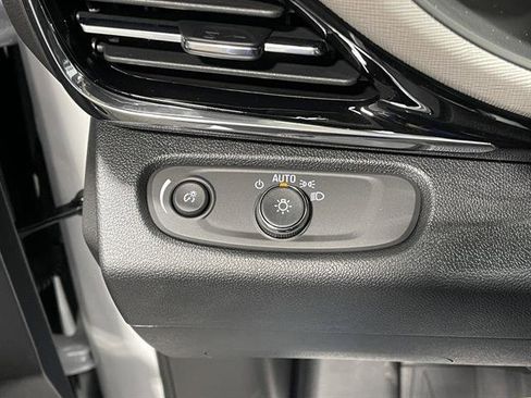 New 2025 Buick Envista Avenir image 31