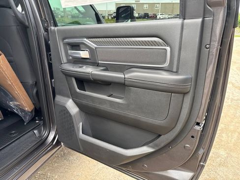 New 2026 RAM 2500 Big Horn AWD/4WD image 24