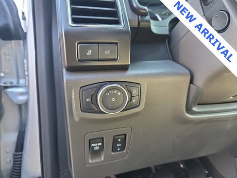Used 2018 Ford Expedition Limited w/ Equipment Group 302A image 11