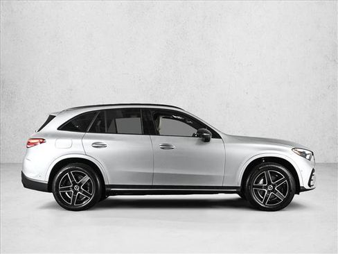 New 2027 Mercedes-Benz GLC 350e 4MATIC image 4