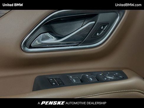 Used 2024 Chevrolet Tahoe High Country image 3