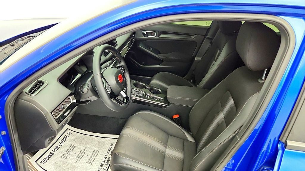 Used 2022 Honda Civic Sport image 12