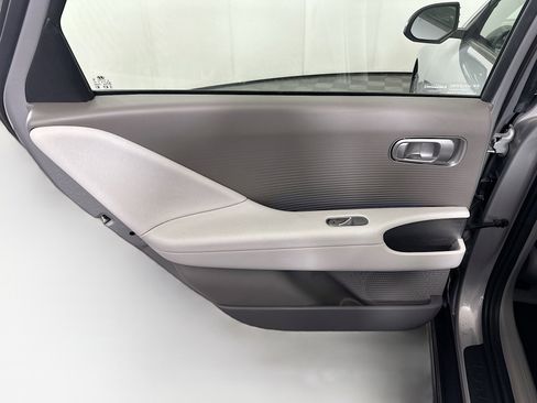 Used 2024 Hyundai Ioniq 6 SEL image 26