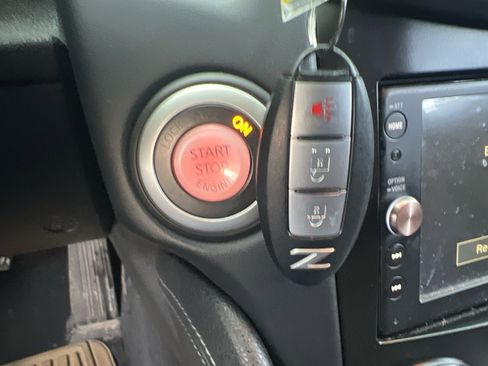 Used 2010 Nissan 370Z Coupe w/ Sport Pkg image 17