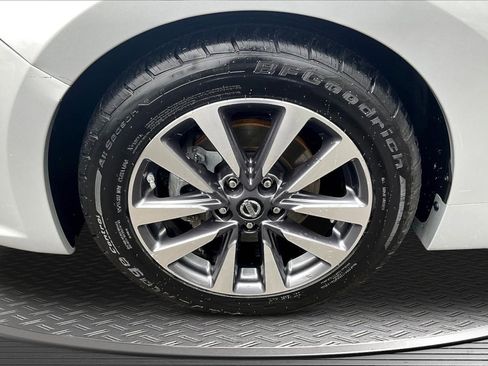 Used 2017 Nissan Altima 2.5 SV w/ Convenience Package FWD image 31