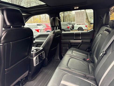 Certified 2018 Ford F150 Platinum w/ Equipment Group 701A Luxury image 23