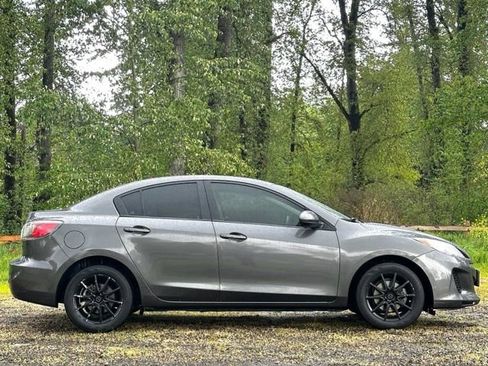 Used 2012 MAZDA MAZDA3 i Touring image 3