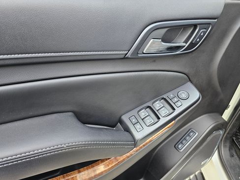 Used 2015 Chevrolet Tahoe LTZ AWD/4WD image 20