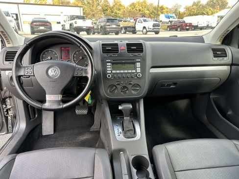 Used 2008 Volkswagen Jetta SEL image 16