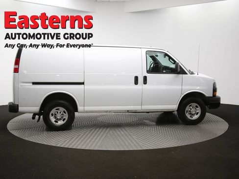 Used 2021 Chevrolet Express 2500 w/ Driver Convenience Package RWD image 41