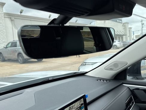 New 2026 Mitsubishi Outlander Trail Edition AWD/4WD image 23