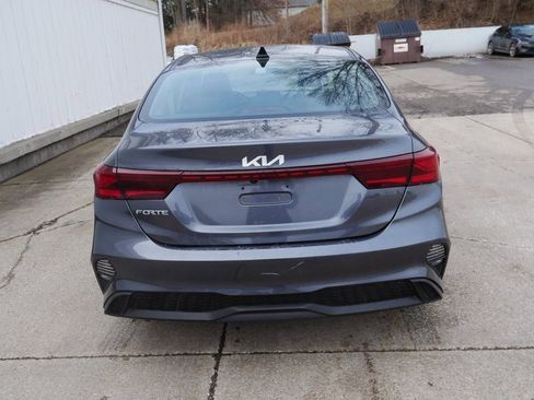 Used 2022 Kia Forte LXS image 6