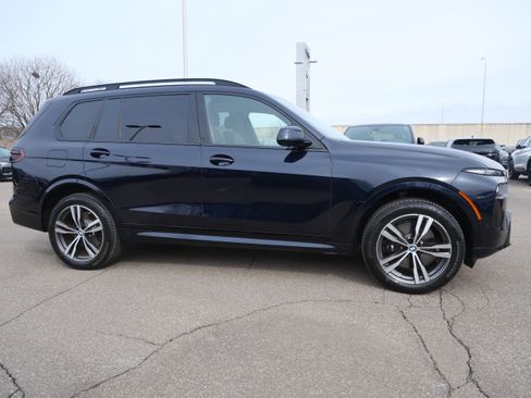 Used 2026 BMW X7 xDrive40i AWD/4WD image 6