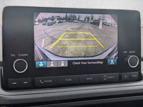 Used 2025 Honda Accord SE image 13