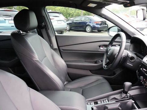 Used 2024 Honda Accord Sport image 8
