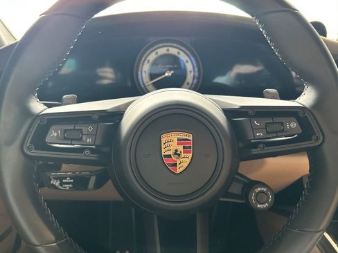 Used 2022 Porsche 911 Turbo S image 28