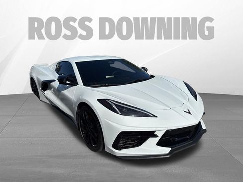 Used 2024 Chevrolet Corvette Stingray Preferred Cpe w/ 2LT image 3