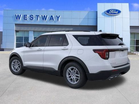 New 2026 Ford Explorer Active w/ Active Comfort Package RWD image 4