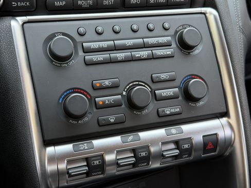 Used 2010 Nissan GT-R Premium AWD/4WD image 27
