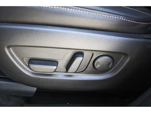 Certified 2026 MAZDA CX-90 3.3 Turbo w/ Select Package AWD/4WD image 28
