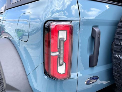 Certified 2023 Ford Bronco Wildtrak AWD/4WD image 20