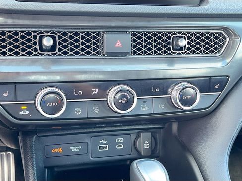 Used 2025 Acura Integra A-Spec image 16