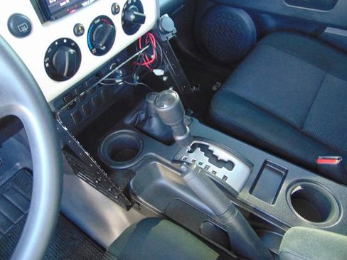 Used 2014 Toyota FJ Cruiser 4WD w/ Convenience Package image 14