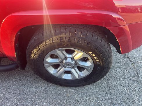 Used 2022 Toyota 4Runner SR5 Premium image 15