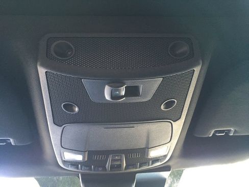 Used 2018 Ford F150 Lariat w/ Equipment Group 502A Luxury AWD/4WD image 17