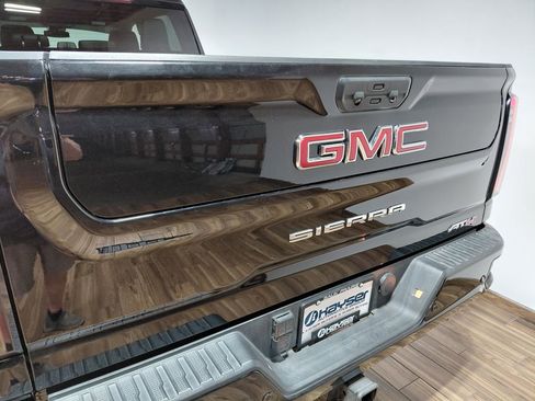 Used 2024 GMC Sierra 2500 AT4 AWD/4WD image 30