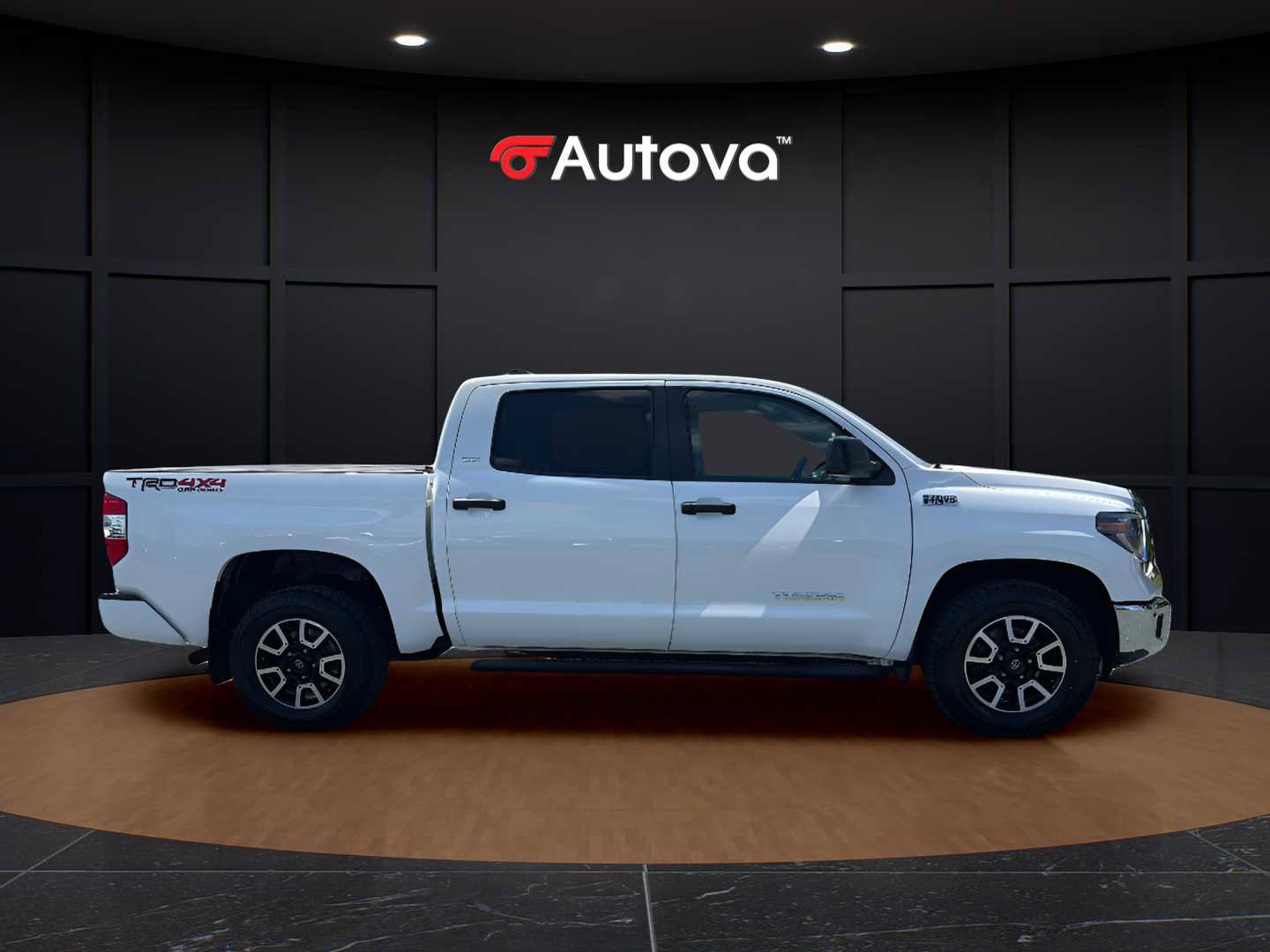 Used 2020 Toyota Tundra SR5 w/ TRD Off-Road Package AWD/4WD image 6