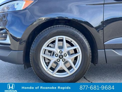 Used 2024 Ford Edge SEL image 34