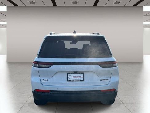 New 2025 Jeep Grand Cherokee Limited w/ Luxury Tech Group II AWD/4WD image 4